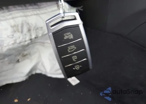 2017 Genesis G80 3.8 from USA, damaged, VIN KMHGN4JE6HU175516